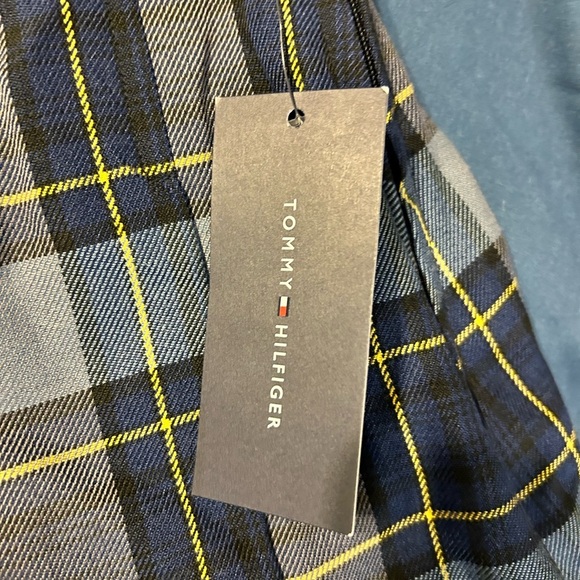 Women’s Tommy Hilfiger School Uniform - Picture 3 of 9